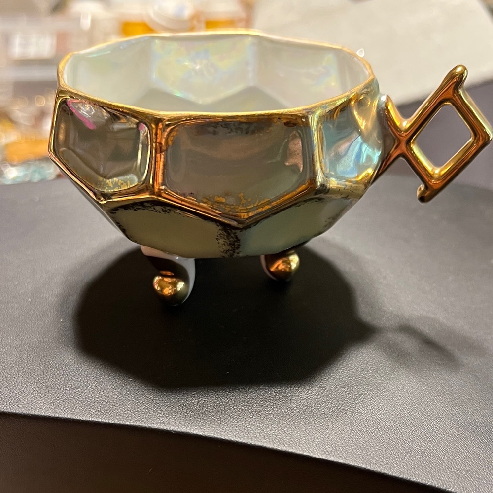 Elegant Gold and Silver Geometric Jewelry Holder